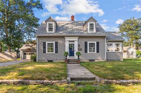 21 Earlham Way, Warwick, RI 02886