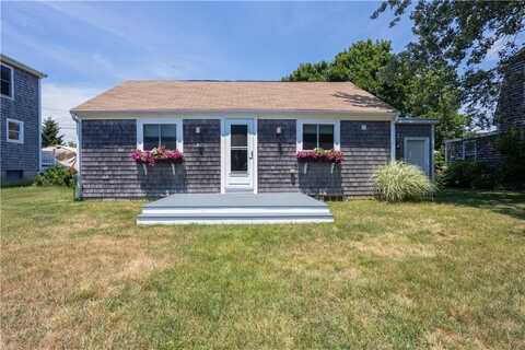 262 Riverside Street, Portsmouth, RI 02871