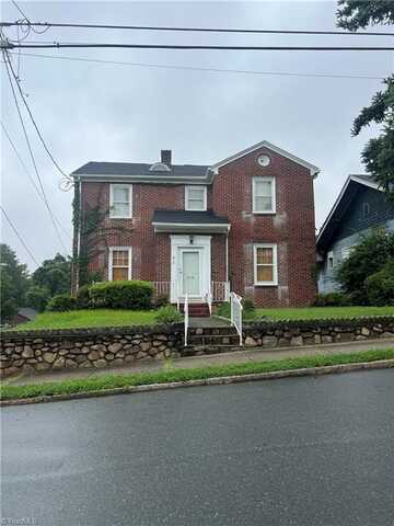 814 Cameron Avenue, Winston Salem, NC 27101