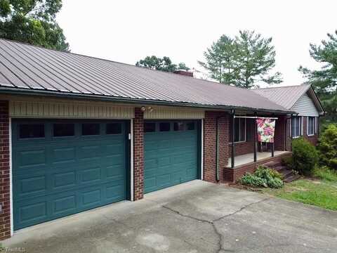 3411 Gaddy Drive, Trinity, NC 27370