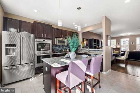 1631 WESBOURNE DRIVE, UPPER MARLBORO, MD 20774