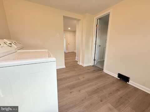 85 W LINCOLN HIGHWAY, LANGHORNE, PA 19047