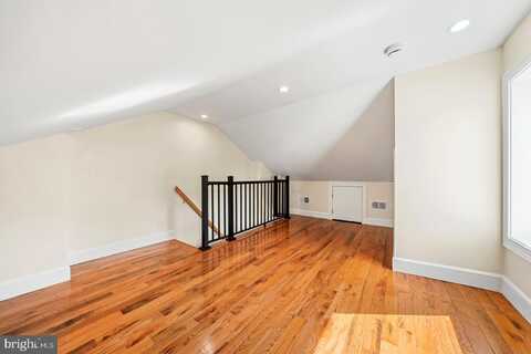 14 PEACE STREET, TRENTON, NJ 08608