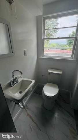 6606 NEWPORT ROAD, HYATTSVILLE, MD 20784