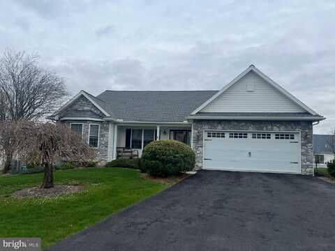 1013 HELM LANE, READING, PA 19605