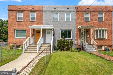 836 XENIA STREET SE, WASHINGTON, DC 20032