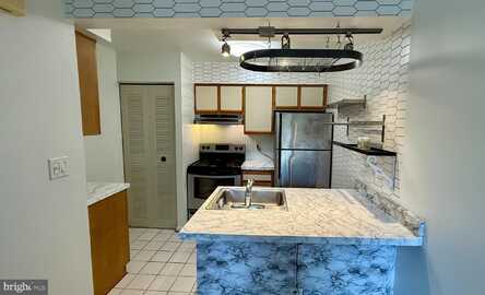 18473 BISHOPSTONE COURT, MONTGOMERY VILLAGE, MD 20886