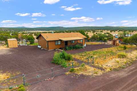 2 County Road 8255, Vernon, AZ 85940