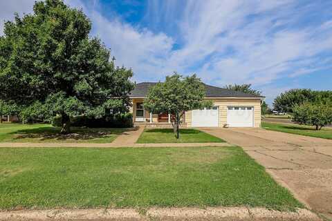 311 WILKERSON Avenue, Groom, TX 79039