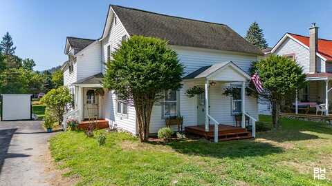 9 Adirondack Street Street, Keene Valley, NY 12943