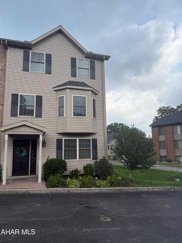 102 Beckman Drive, Altoona, PA 16602