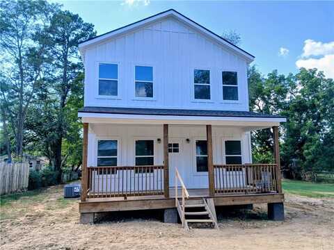 206 Pritchard ST, Berryville, AR 72616