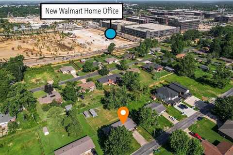 1126 Lockheed ST, Bentonville, AR 72712