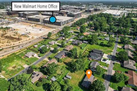 1126 Lockheed ST, Bentonville, AR 72712