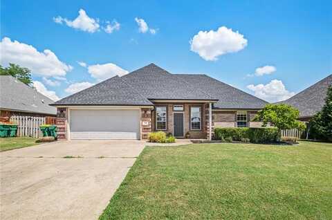 300 Windsor DR, Centerton, AR 72719