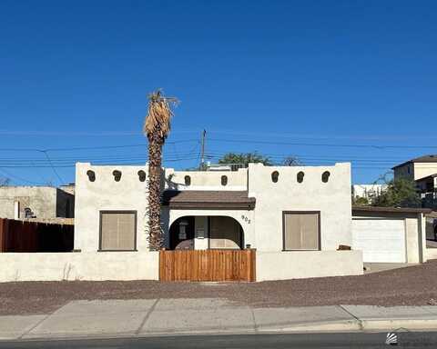 902 S 1 AVE, Yuma, AZ 85364