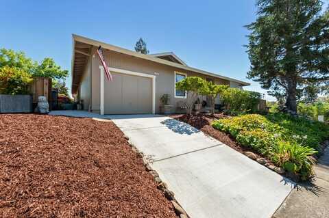 695 Montclair Drive, Santa Rosa, CA 95409