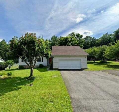 124 Laurelwood Lane, SHADY SPRING, WV 25918