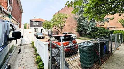 21-28 72nd Street, Queens, NY 11370