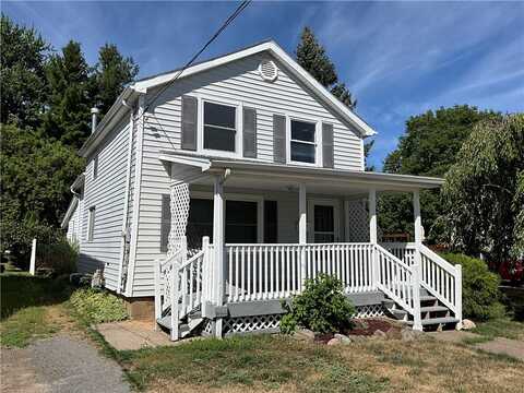 17 Caroline Street, Albion, NY 14411