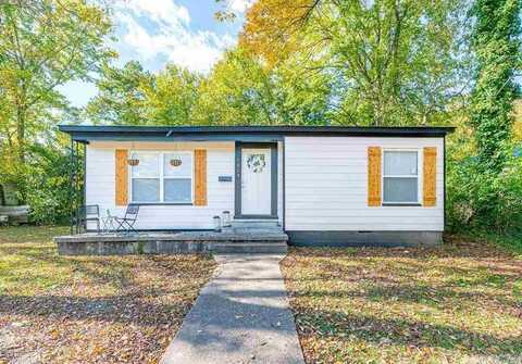 1013 Faulkner Street, Conway, AR 72034