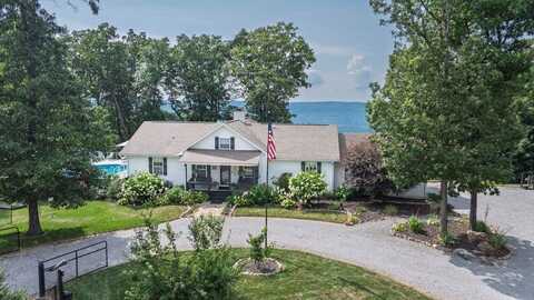 1169 Porch Rock Road, Pikeville, TN 37367