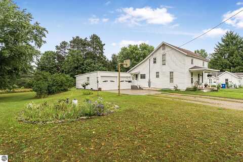 425 WHALEY STREET, CADILLAC, MI 49601