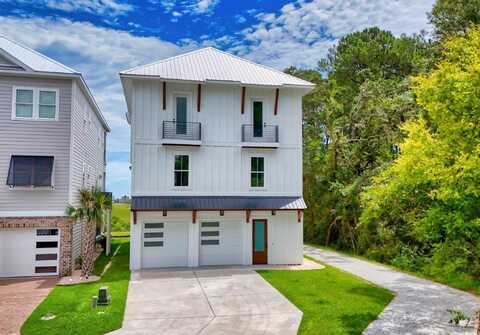 42 Enclave Pl., Pawleys Island, SC 29585