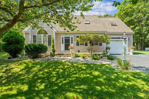 306 Trotting Park Road, East Falmouth, MA 02536