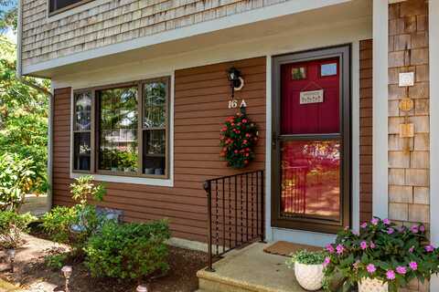 195 Falmouth Road unit: 16A, Mashpee, MA 02649