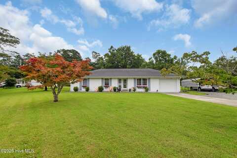 201 Queens Road, Hubert, NC 28539