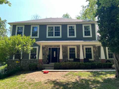 910 Golden Drive, Newark, OH 43055