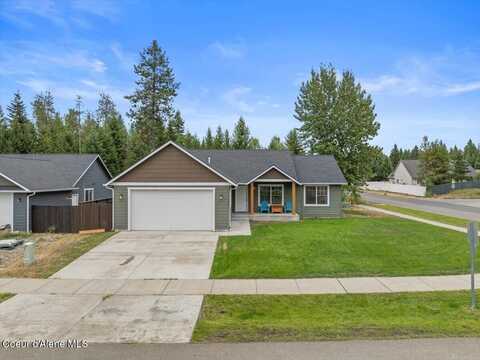5733 Fredrick Lp, Spirit Lake, ID 83869