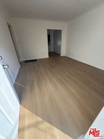 1543 11th St, Santa Monica, CA 90401