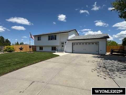 2122 E 23rd St, Casper, WY 82601