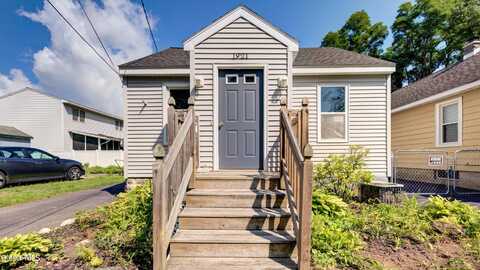 1921 Woodlawn Street, Rotterdam, NY 12306