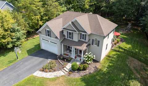3 Ashleigh Lane, Saratoga, NY 12866