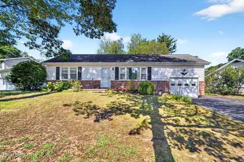 9 Jean Place, Schenectady, NY 12303
