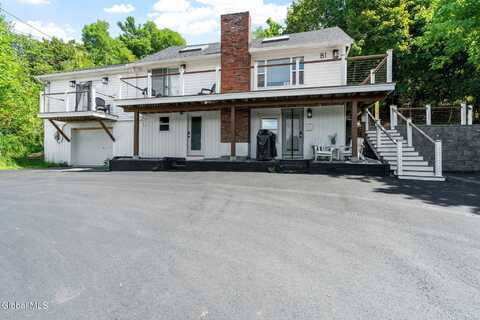 81 Rodgers Lane, Saratoga, NY 12866