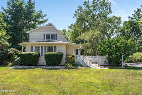 14 Norge Road, Bethlehem, NY 12054