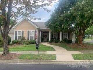 13206 Old Compton Court, Pineville, NC 28135
