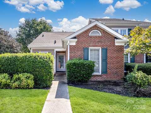 9435 Kings Falls Drive, Charlotte, NC 28210