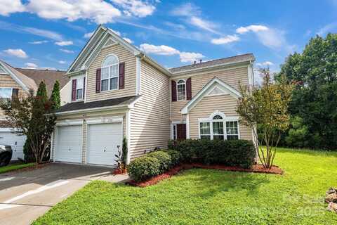13703 Rutherglen Court, Charlotte, NC 28213