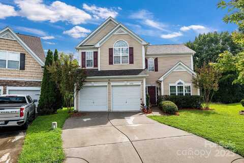 13703 Rutherglen Court, Charlotte, NC 28213