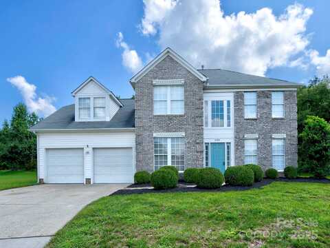 6301 Horseplay Court, Charlotte, NC 28277