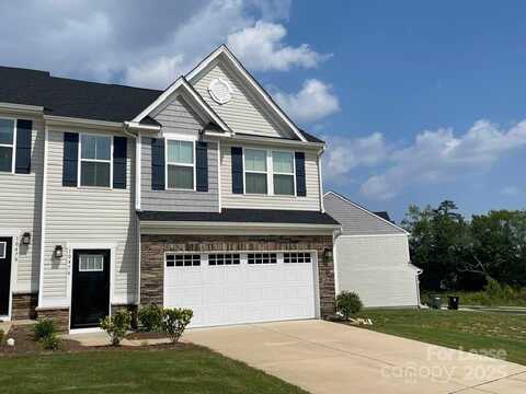 10476 Dalton Woods Court NW, Huntersville, NC 28078