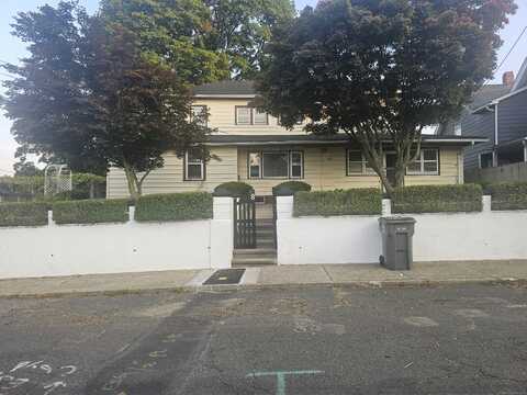 8 Cliff Street, Naugatuck, CT 06770