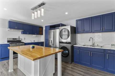 160 Easton Avenue, Waterbury, CT 06704