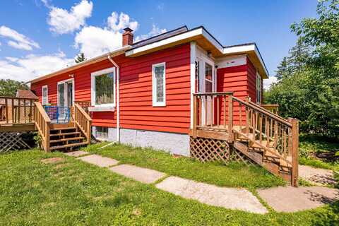 207 98th Ave W, Duluth, MN 55808