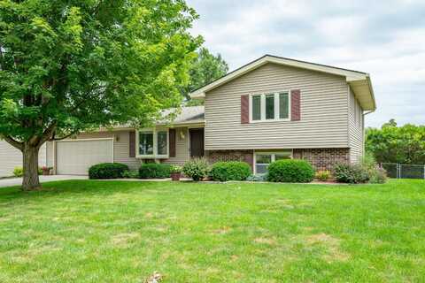 23 Constitution Boulevard, Pleasant Hill, IA 50327